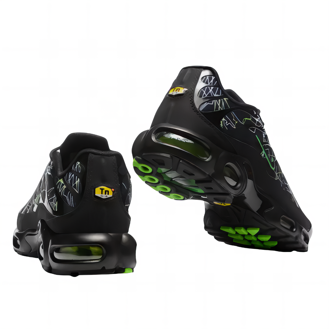 Nike Air Max Plus TN 'Black/Green Strike'